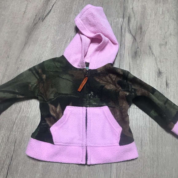 trail crest Other - Trail Crest Baby 3-6 month Pink and Camouflage 2pc Hoodie and Pant set